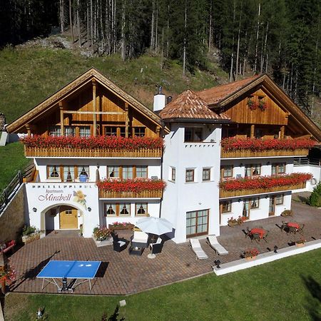 Apartments Mirabell Livinallongo Del Col Di Lana Exterior foto