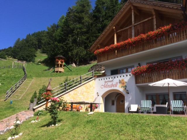 Apartments Mirabell Livinallongo Del Col Di Lana Exterior foto