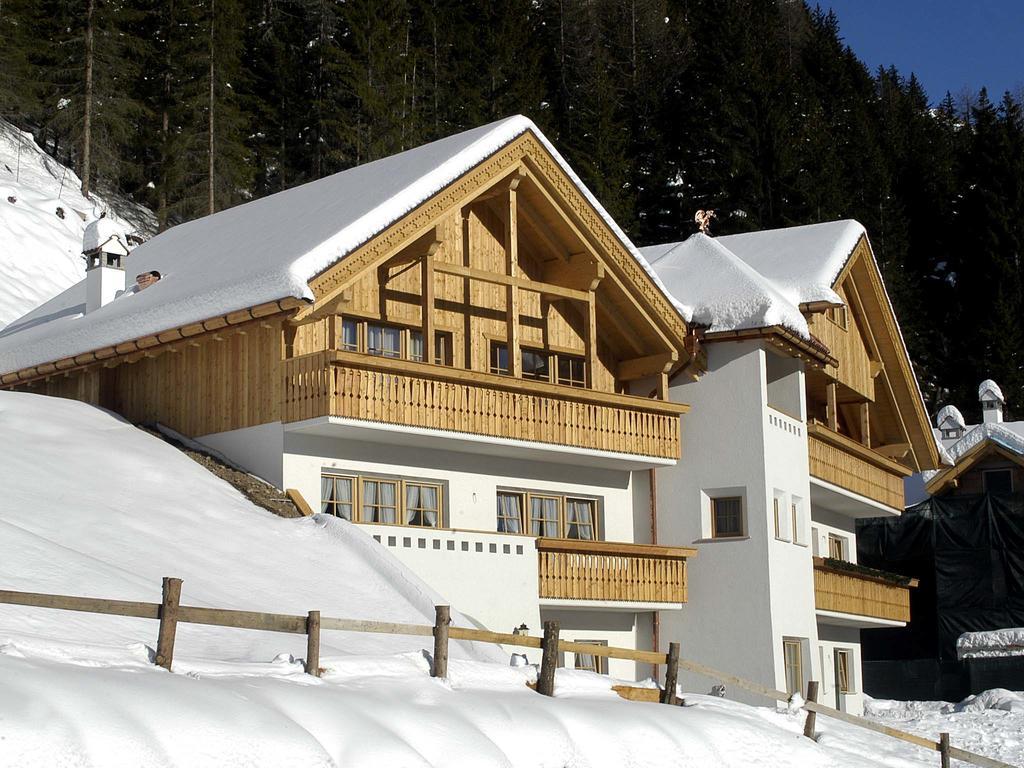 Apartments Mirabell Livinallongo Del Col Di Lana Exterior foto